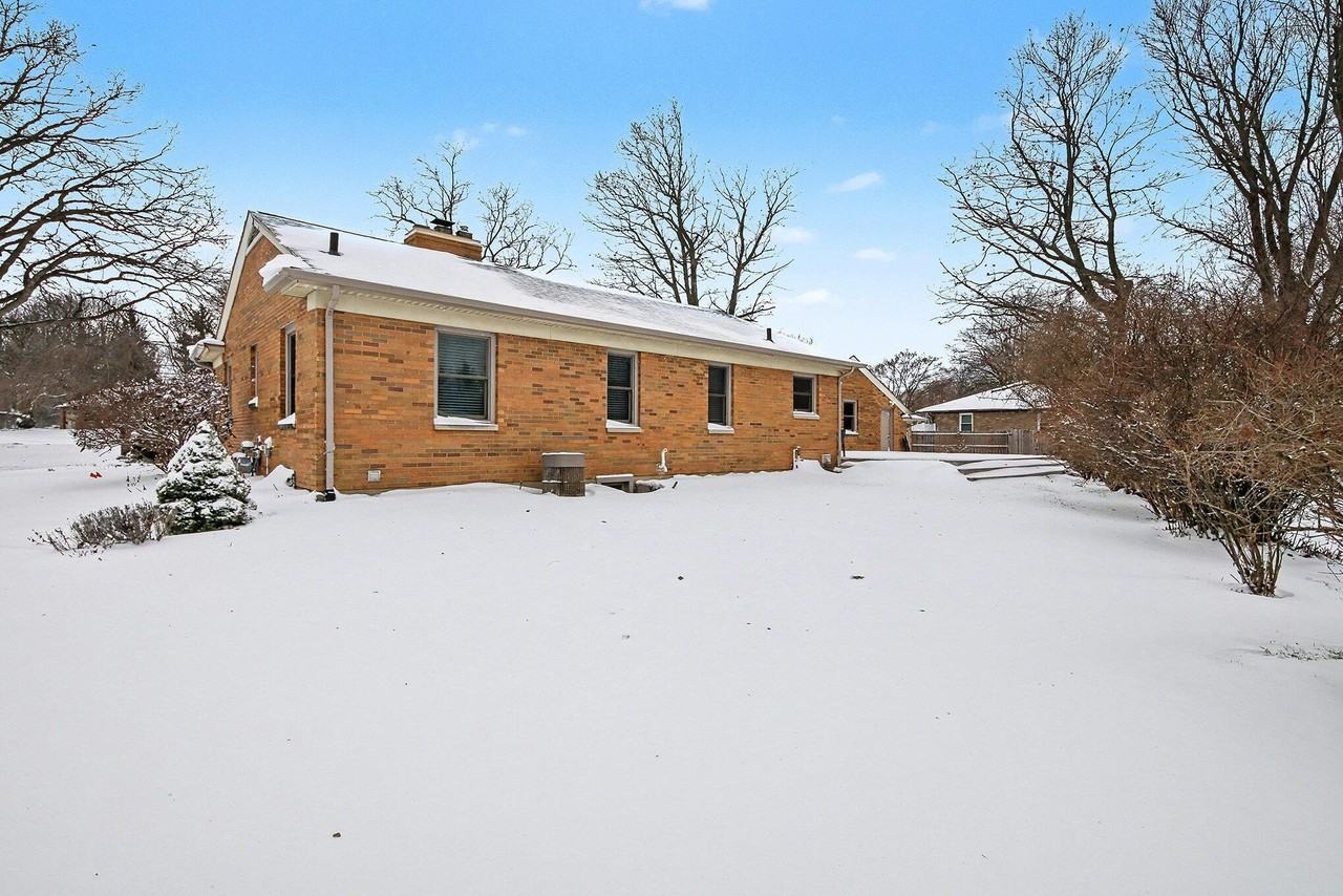 2907 Cascade Rd Se - Photo 3 of 16