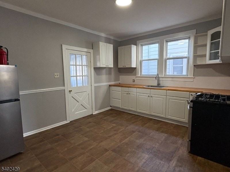 741 North Blvd - Photo 6 of 18