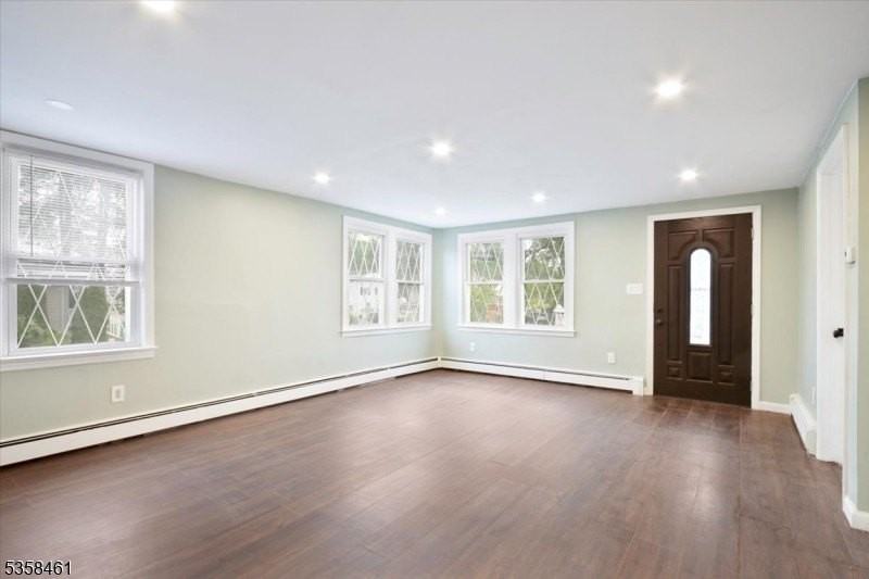 590 Main St - Photo 2 of 29