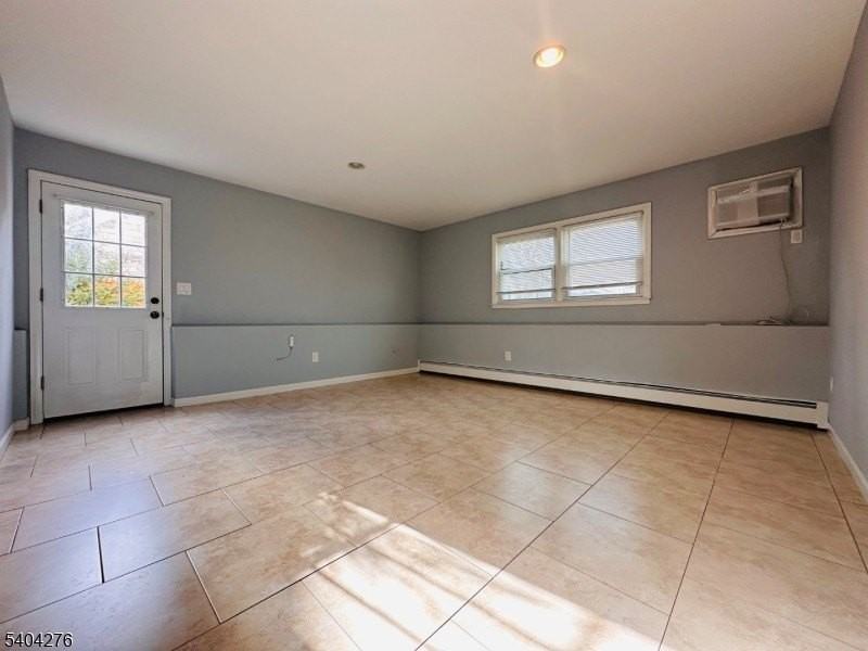 14 Orchard St - Photo 5 of 21