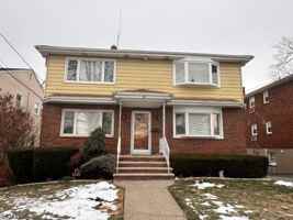 featured image of 40 Scoles Ave #2