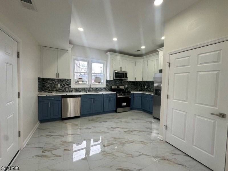 13 Vermont Ave - Photo 5 of 20