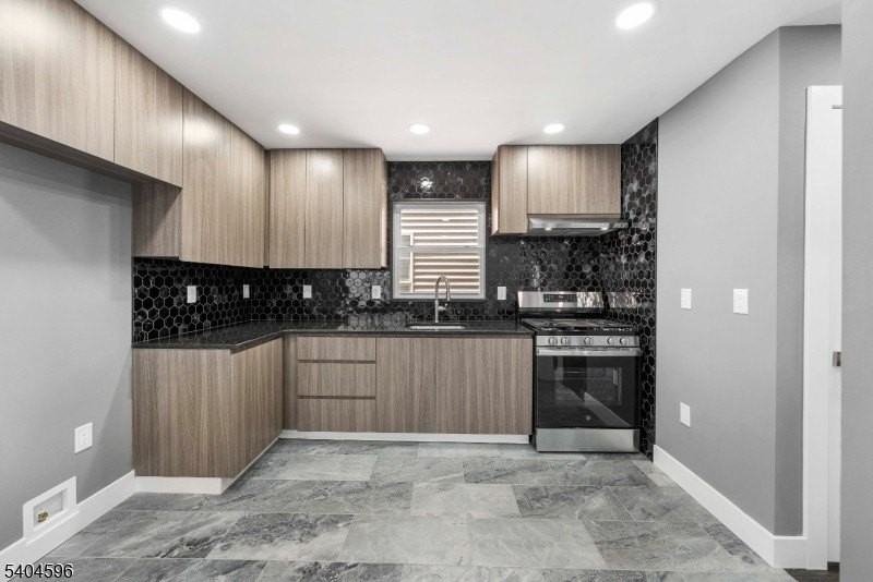 1117 Chestnut St - Photo 5 of 23