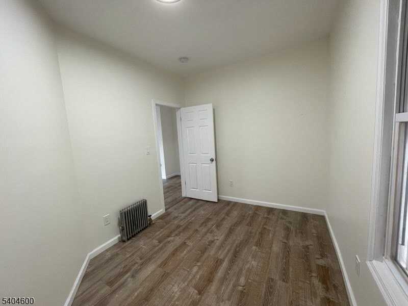 411 21st Ave - Photo 6 of 7