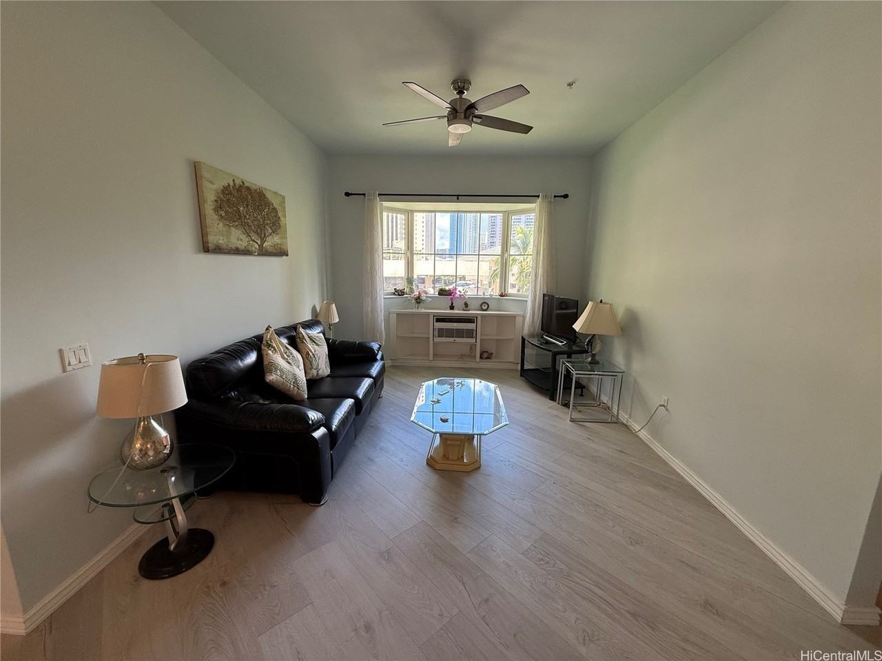 1810 Kaioo Dr Apt B513 #B513 - Photo 6 of 25