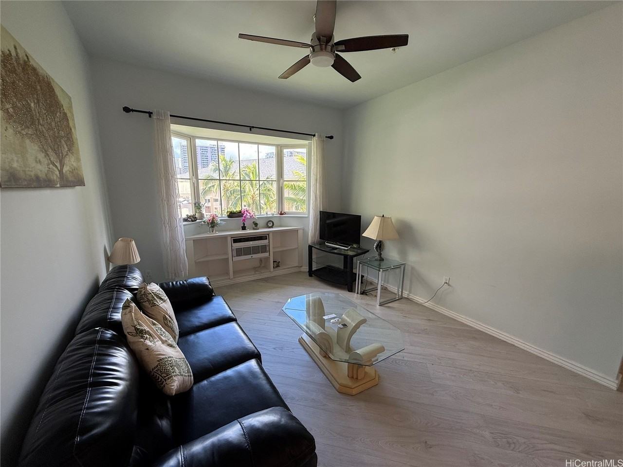 1810 Kaioo Dr Apt B513 #B513 - Photo 7 of 25