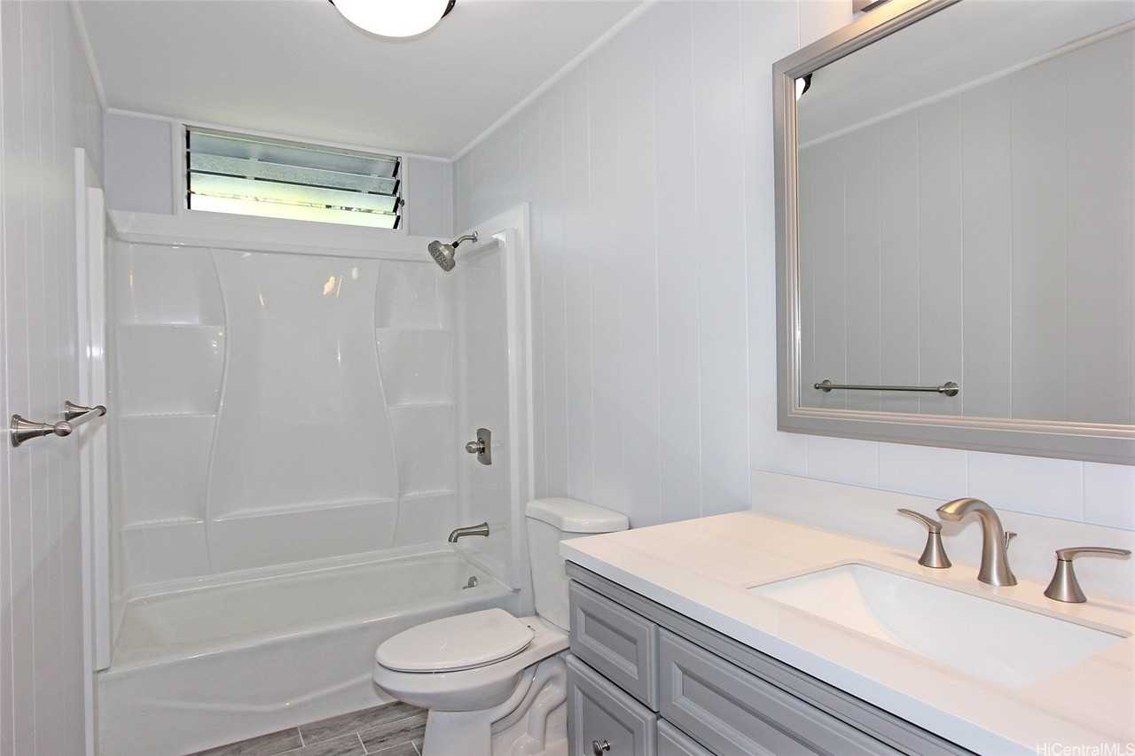 3647 Aliamanu St - Photo 7 of 16