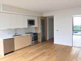 featured image of 1001 Queen St Apt 1110 #1110