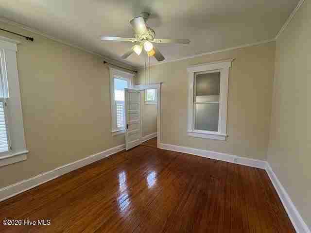 1617 Grace St - Photo 7 of 14