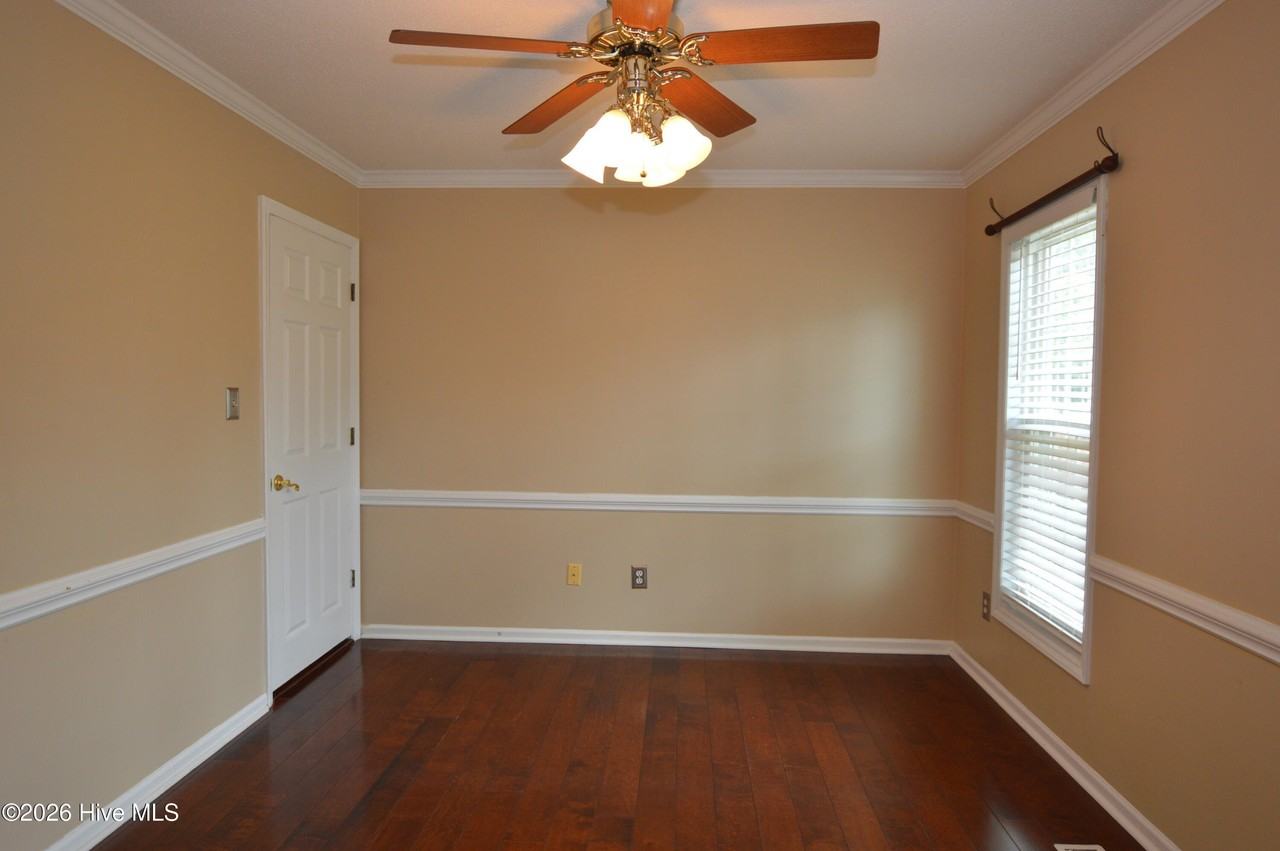 121 Kemberly Ct - Photo 6 of 29