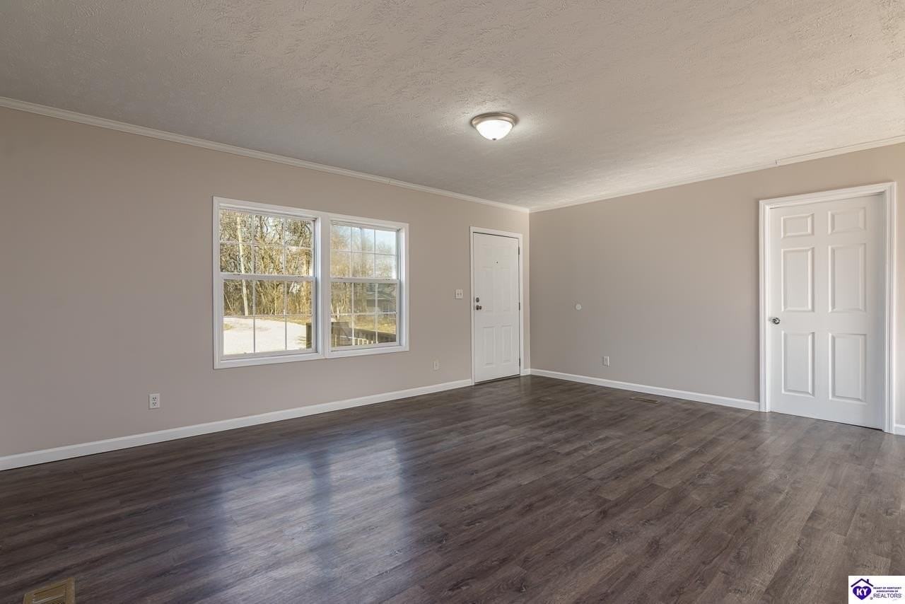 190 Cedar Hill Rd - Photo 2 of 23