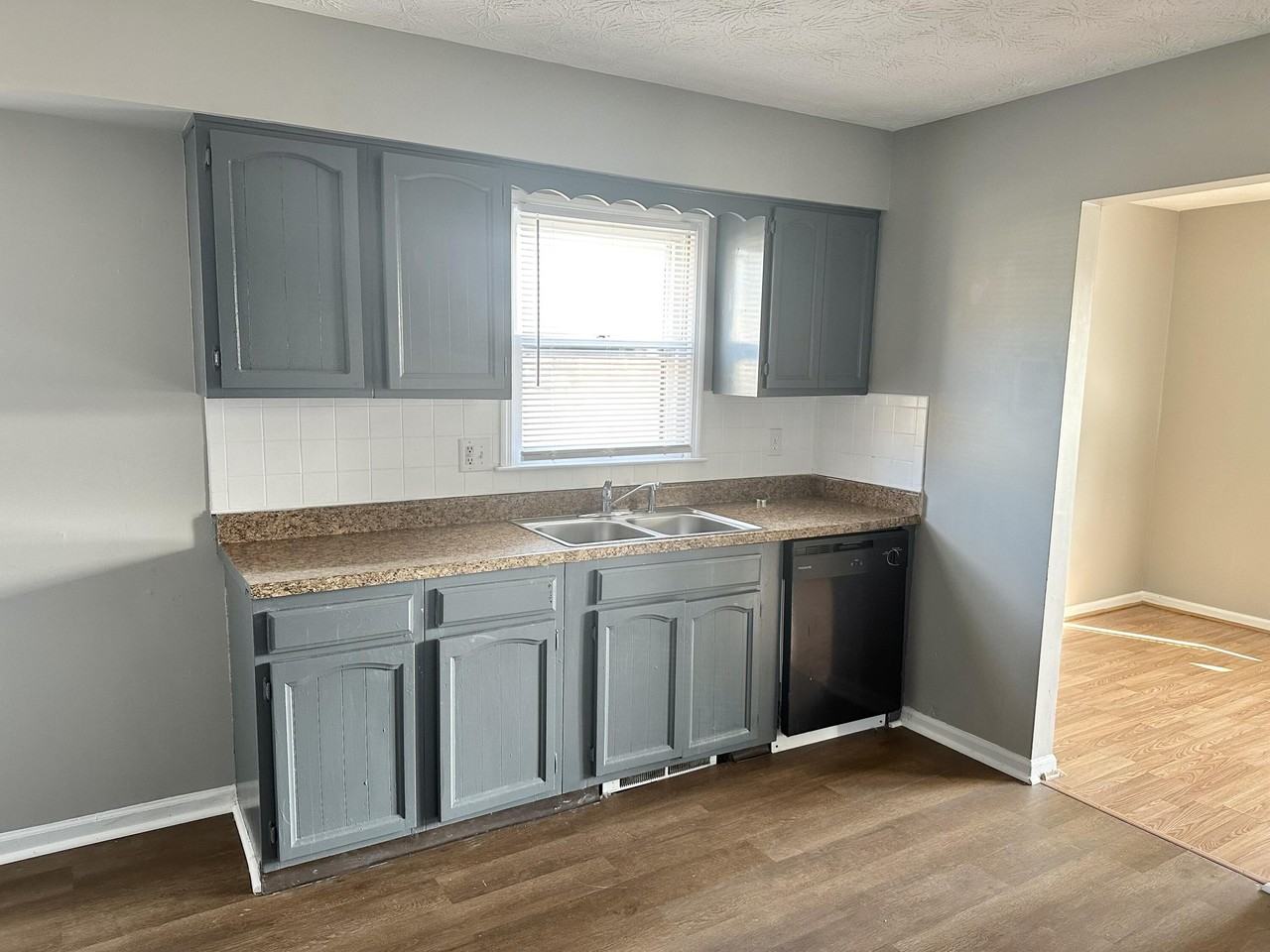 341 Rebel Rd - Photo 3 of 10