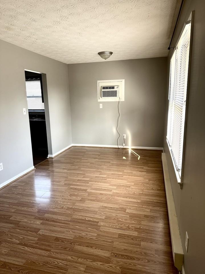 341 Rebel Rd - Photo 6 of 10