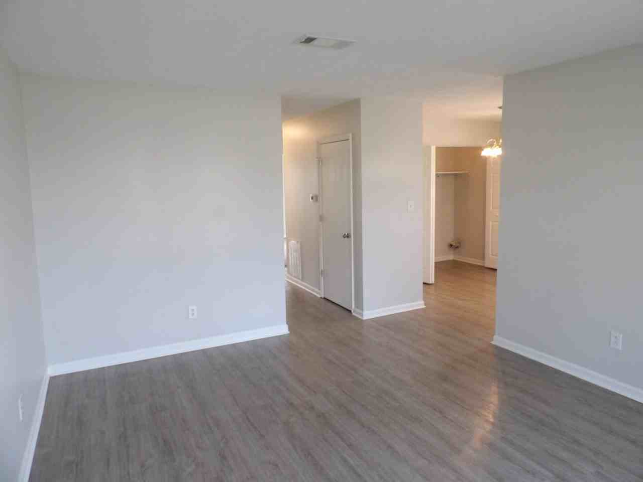 114 Potomac Ct Unit B #B - Photo 6 of 50