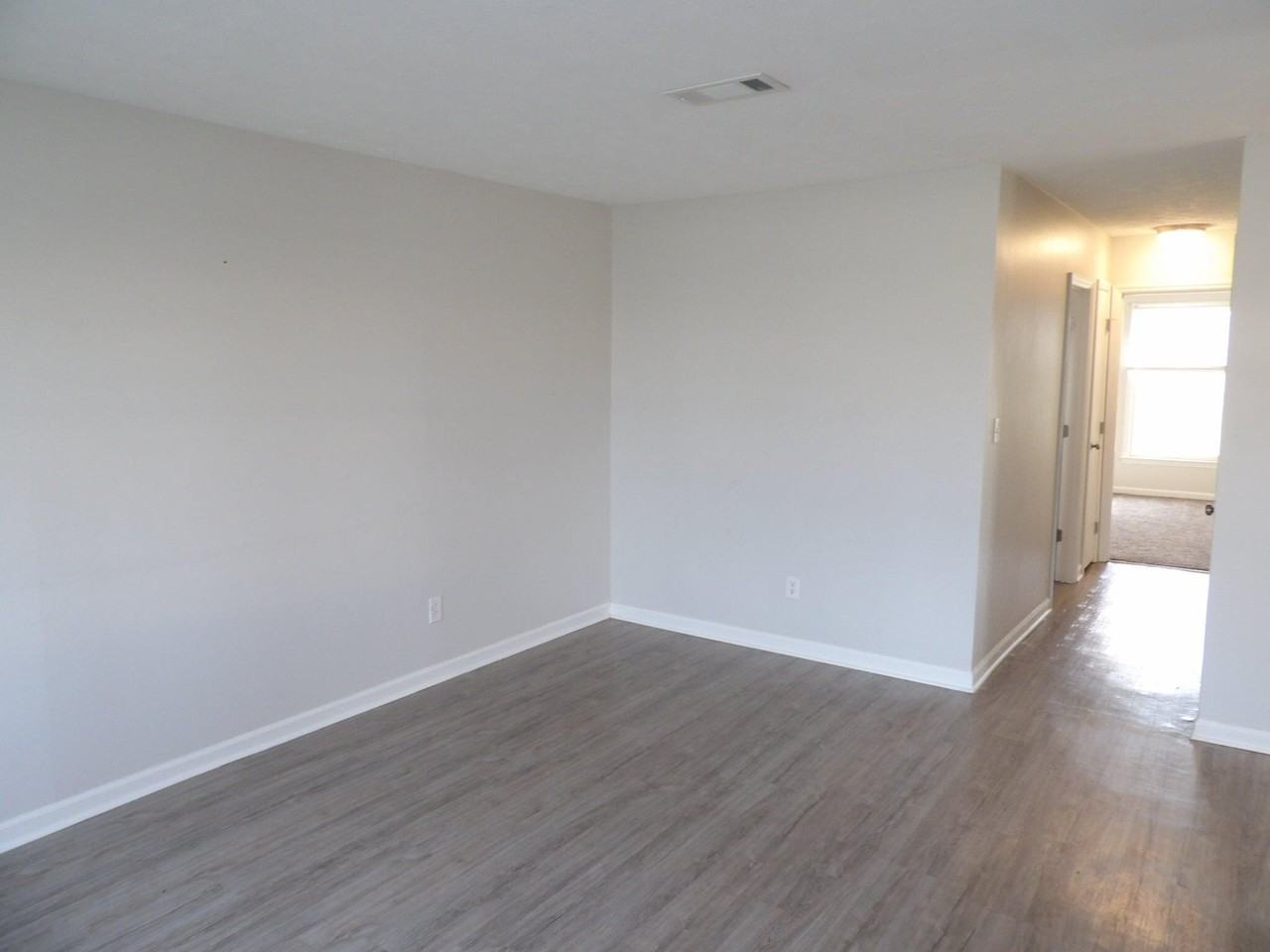 114 Potomac Ct Unit B #B - Photo 7 of 50