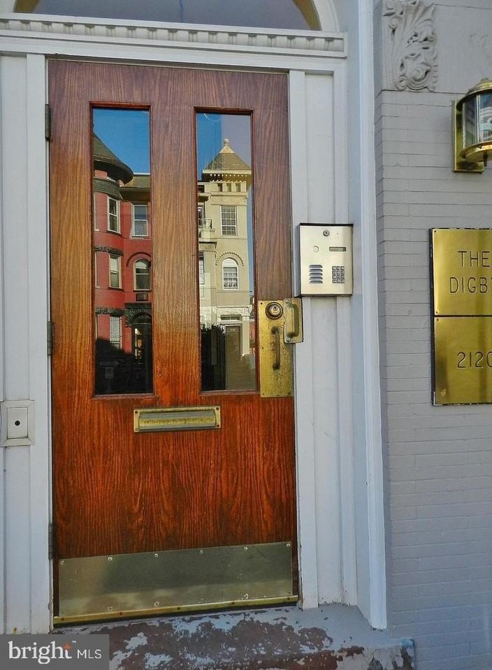 2120 N St Nw - Photo 6 of 21