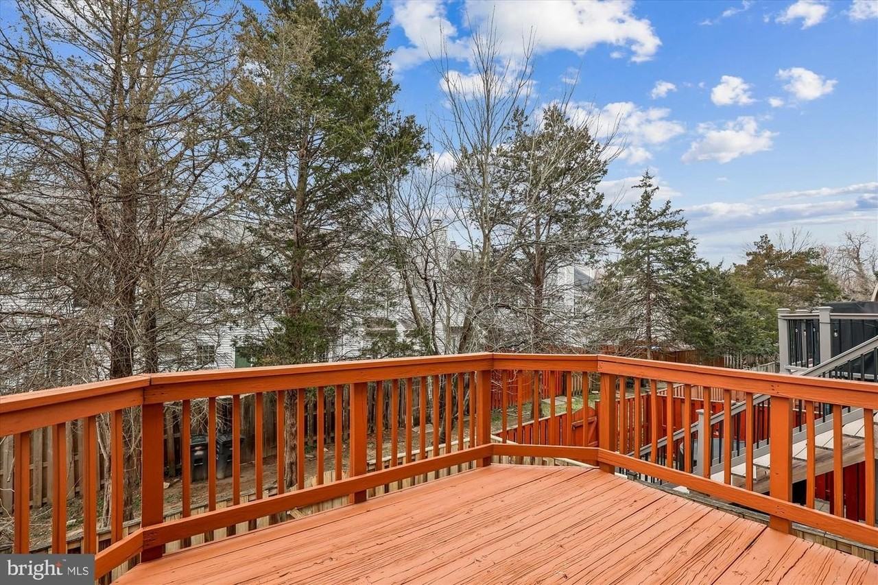 5503 Sacramento Mews Pl - Photo 3 of 46