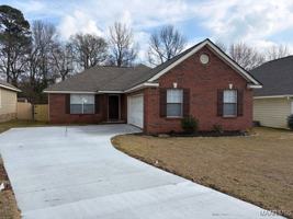 featured image of 1684 Hawthorne Ln