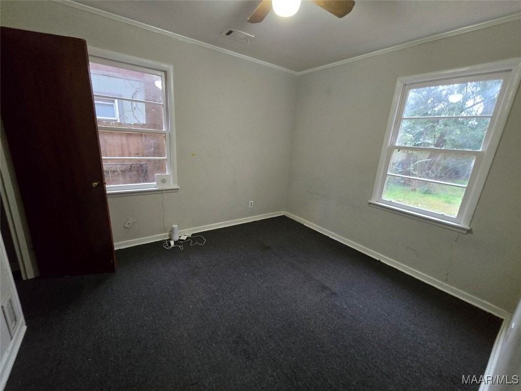 2205 E 5th St - Photo 6 of 10