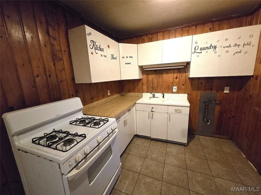 1809 Midway St - Photo 4 of 14