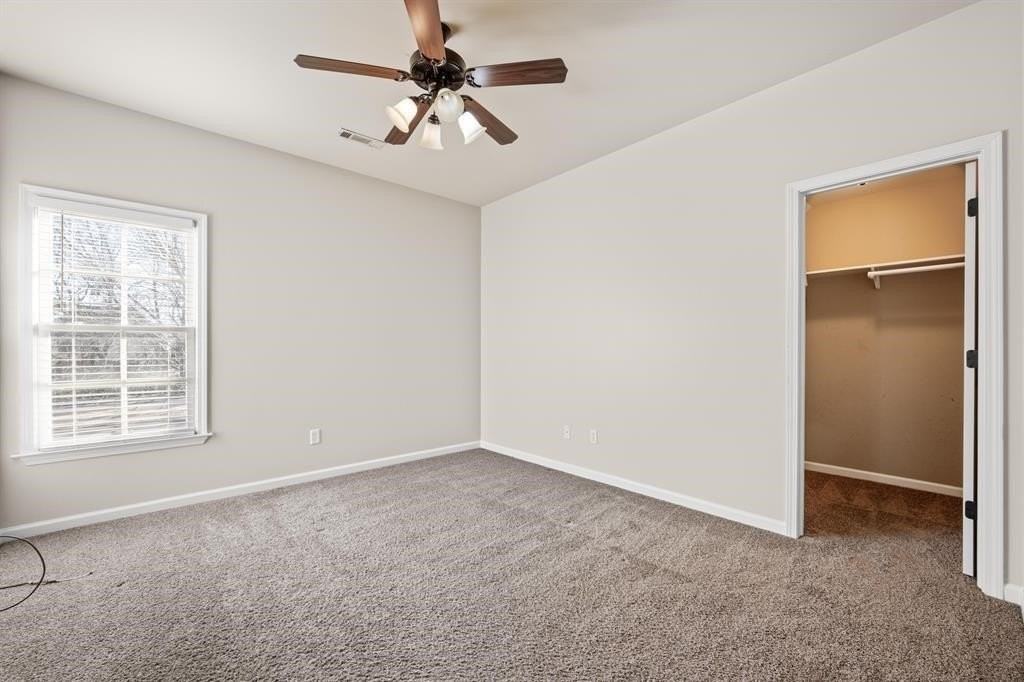 723 Briston Ln - Photo 6 of 32