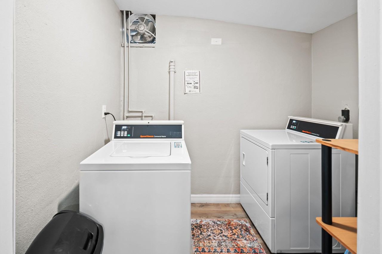 Le Brun Dr - Photo 7 of 15