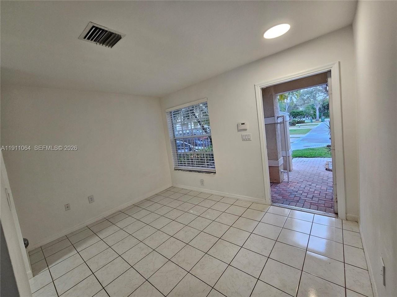 2280 Nw 171st Ter - Photo 5 of 18