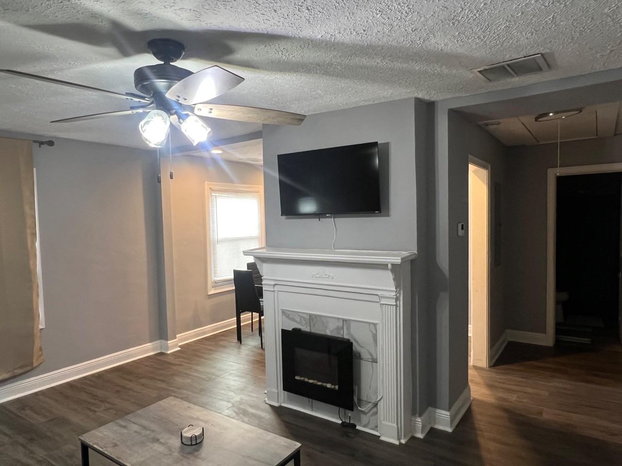 Ryan St Sw - Photo 2 of 17