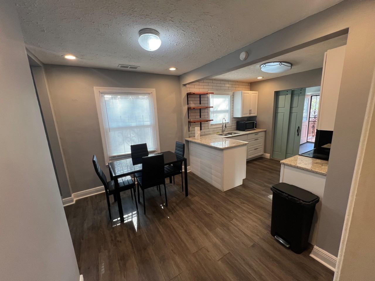 Ryan St Sw - Photo 7 of 17