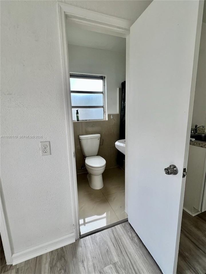 2018 Jackson St #BACK - Photo 5 of 16