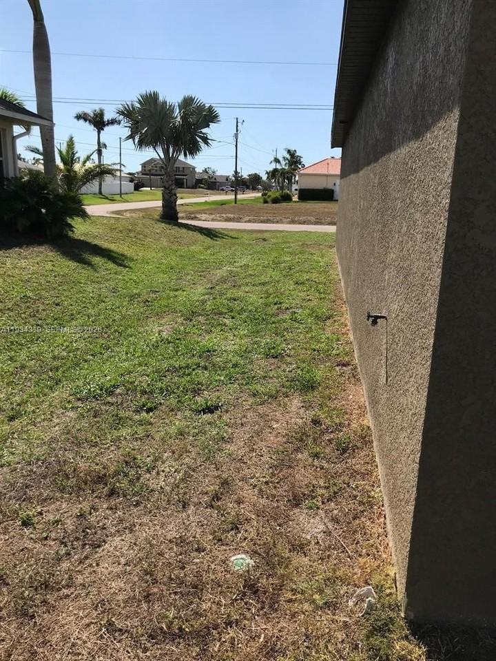 2709 Sw 18th Ave - Photo 5 of 32