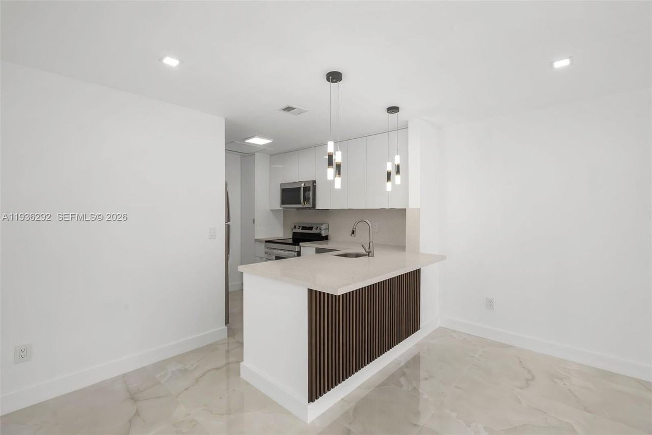 7662 Sw 152nd Ave #3-22 - Photo 4 of 20