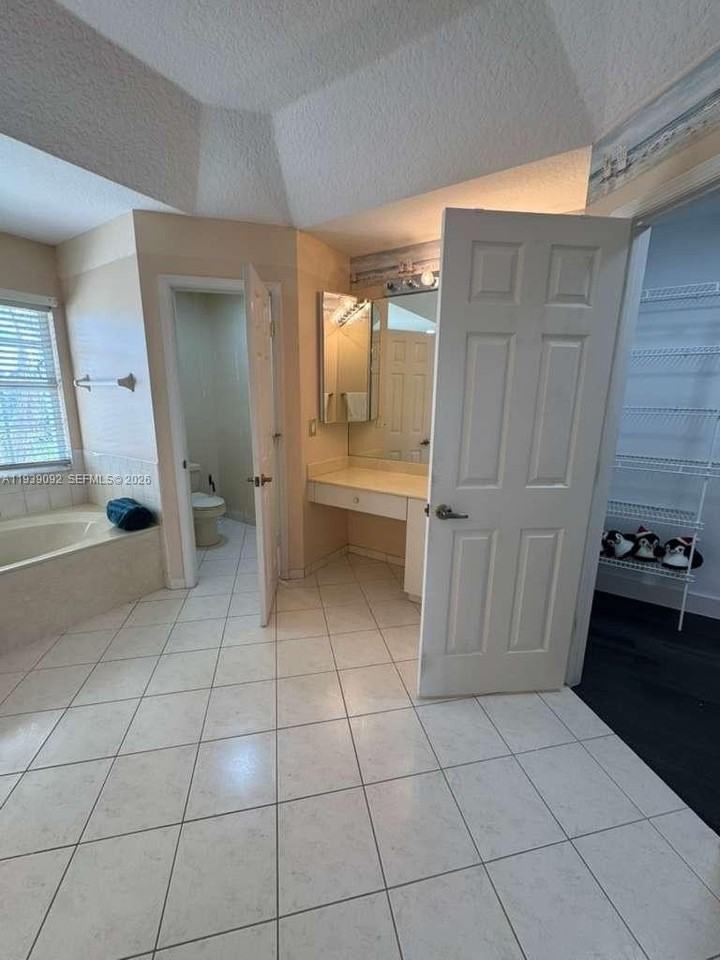 7109 Se Walden Pond Ct - Photo 7 of 10