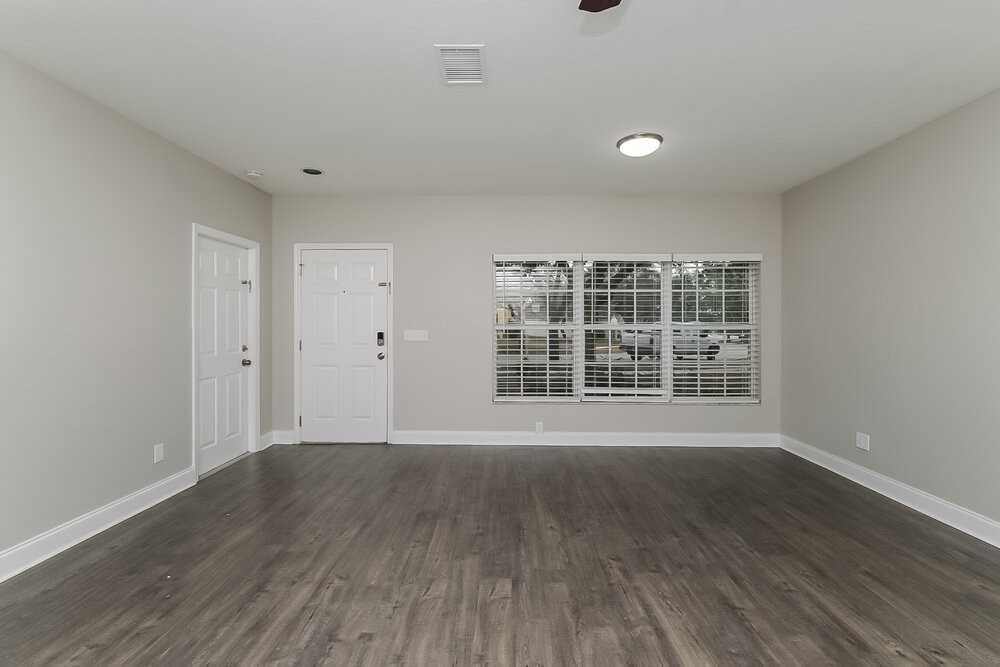 416 Summer Sails Dr - Photo 3 of 16