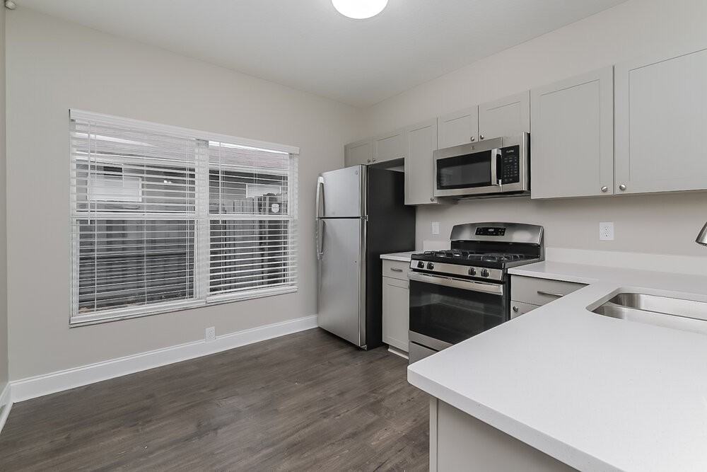 416 Summer Sails Dr - Photo 7 of 16