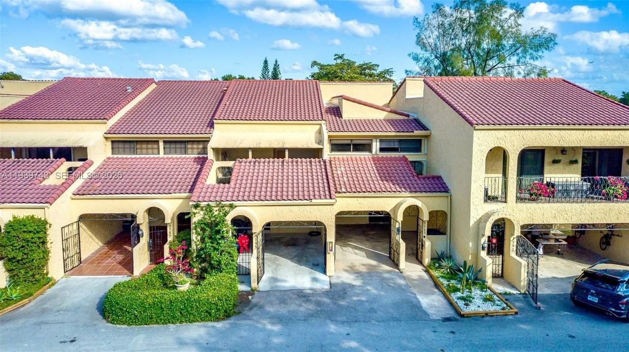 3753 Estepona Ave #19S3 - Photo 2 of 37