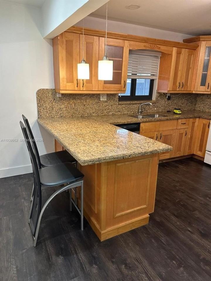 4711 Sw 133rd Ave #0 - Photo 6 of 23