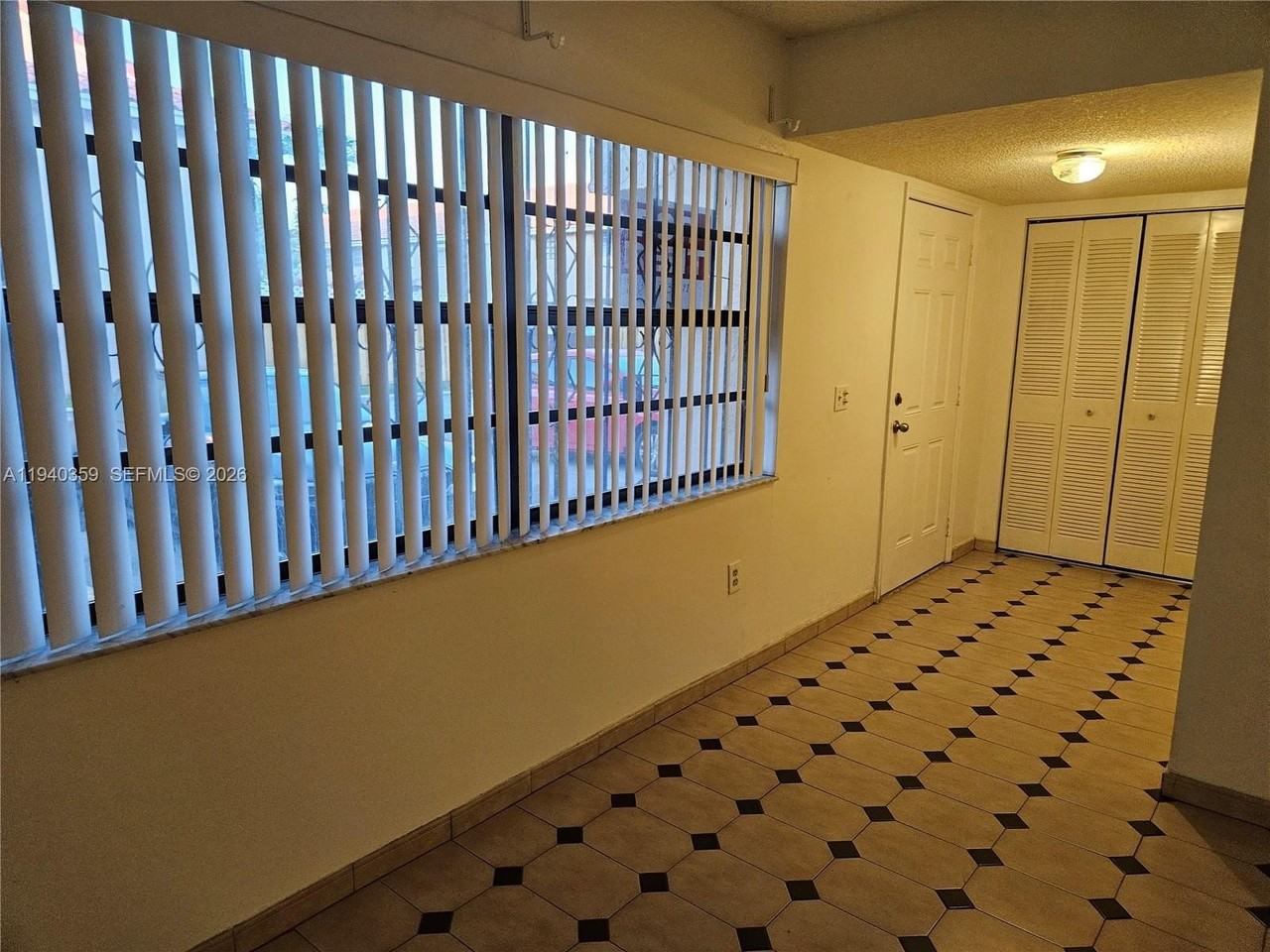 510 Nw 109th Ave #704-7 - Photo 2 of 19