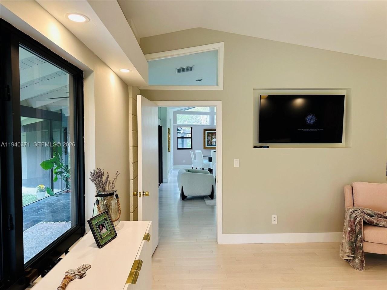 16470 Sw 234th St - Photo 6 of 21