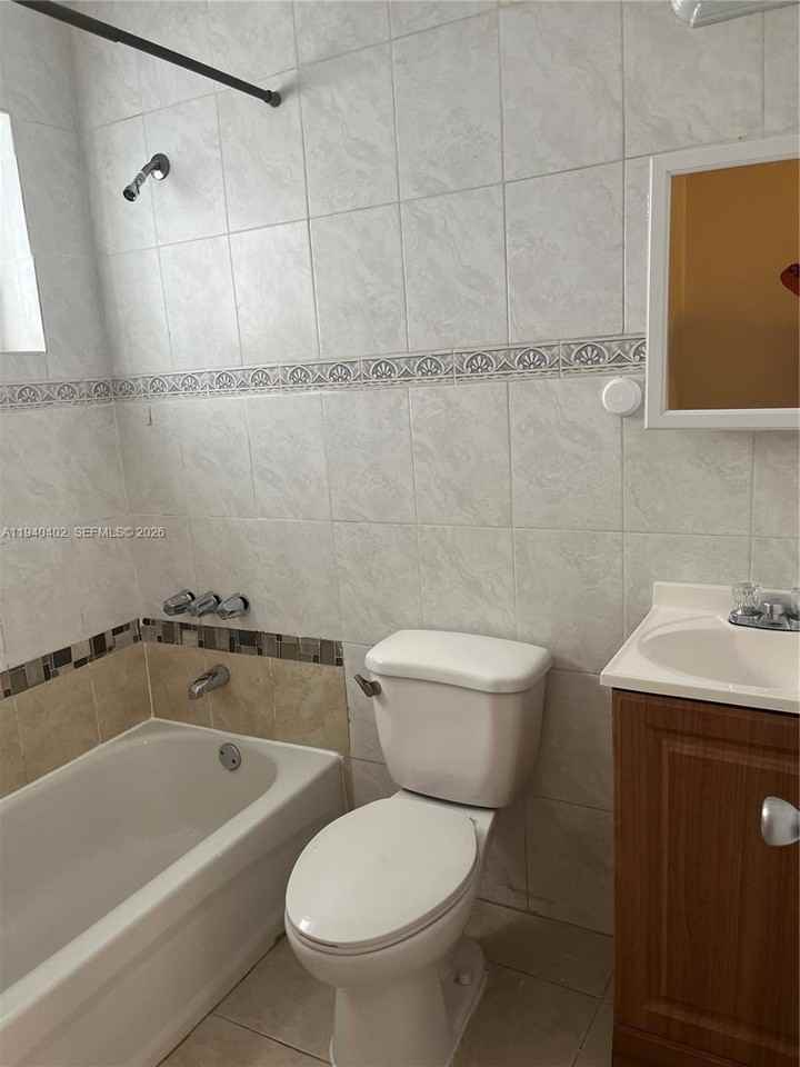 66 W 9th St #3 - Photo 4 of 7