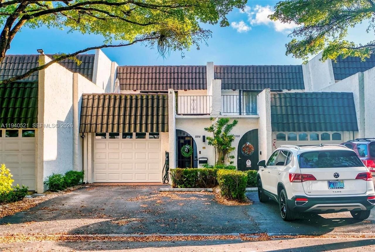 8898 Sw 62nd Ter #7F - Photo 5 of 50