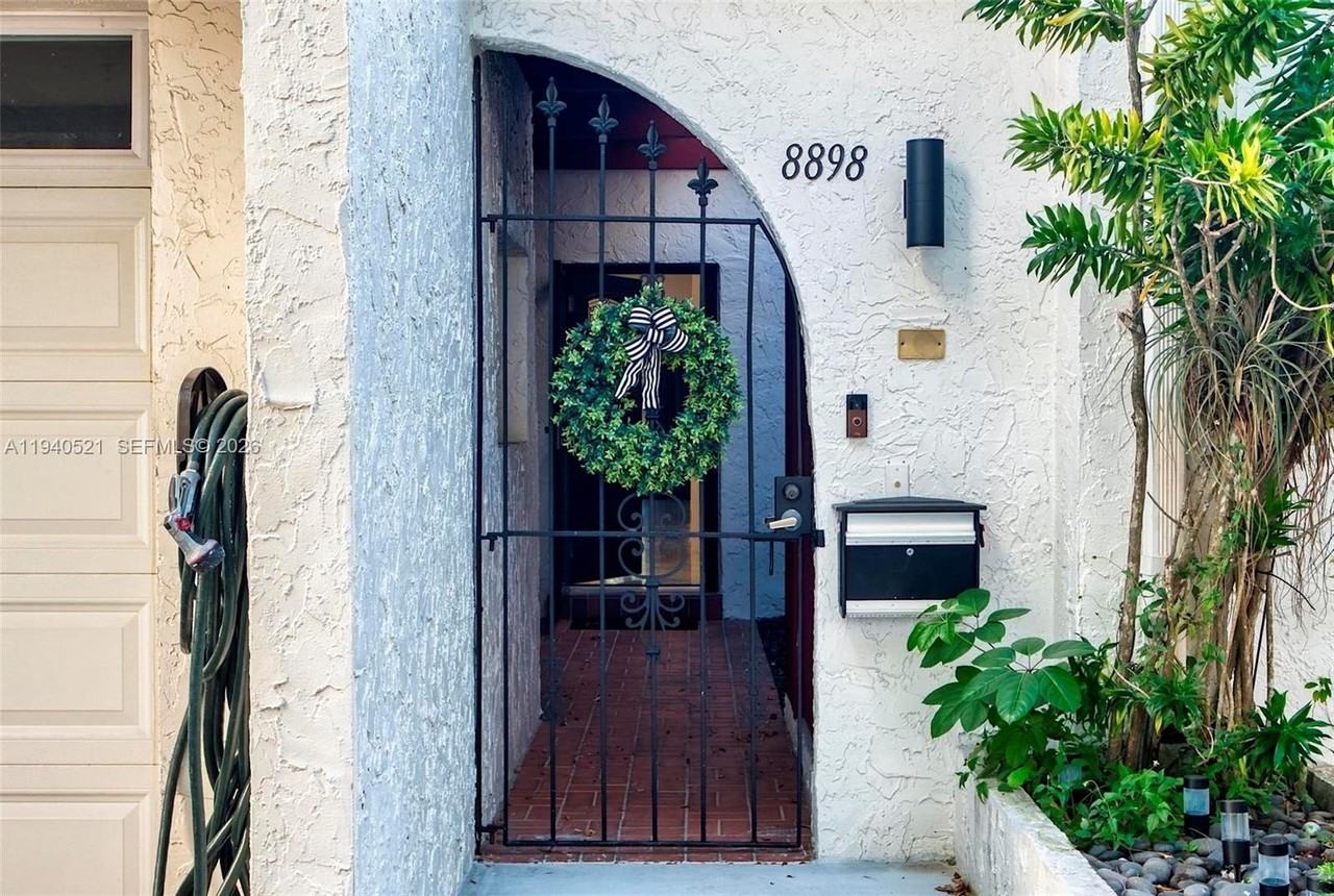 8898 Sw 62nd Ter #7F - Photo 7 of 50