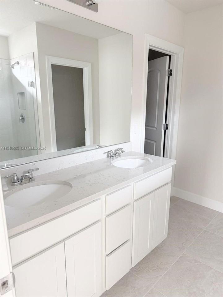 4675 Indigo Way #4675 - Photo 4 of 19