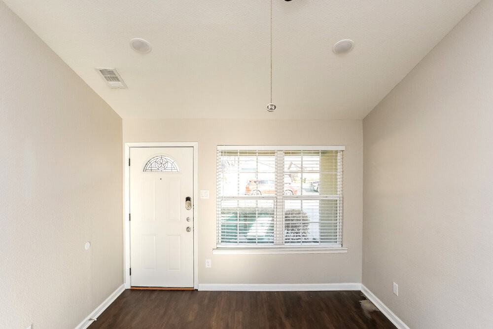 808 Quinette Dr - Photo 3 of 16