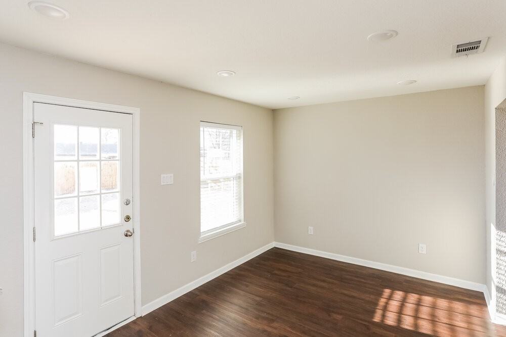 808 Quinette Dr - Photo 5 of 16