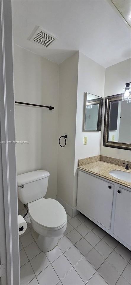 785 SW SW 148th Ave #1406 - Photo 3 of 8