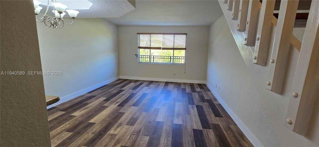 785 SW SW 148th Ave #1406 - Photo 6 of 8