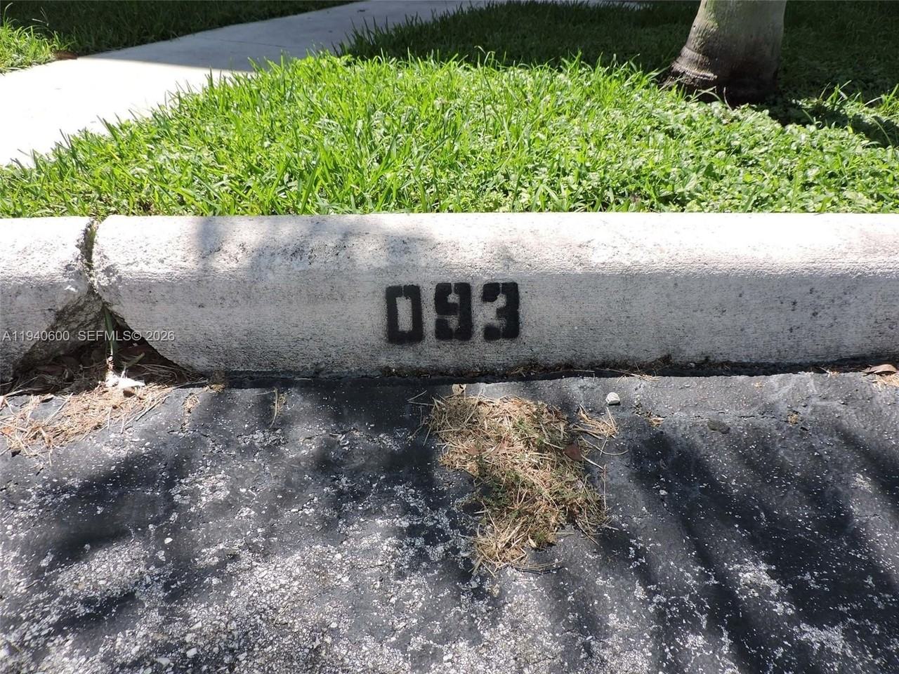 6225 Sw Kendale Lakes Cir #D148 - Photo 3 of 26