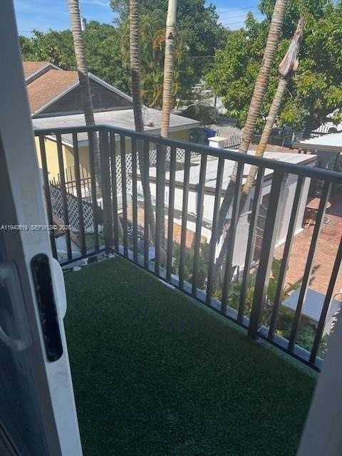 1911 Nw Flagler Ter #5 - Photo 4 of 11