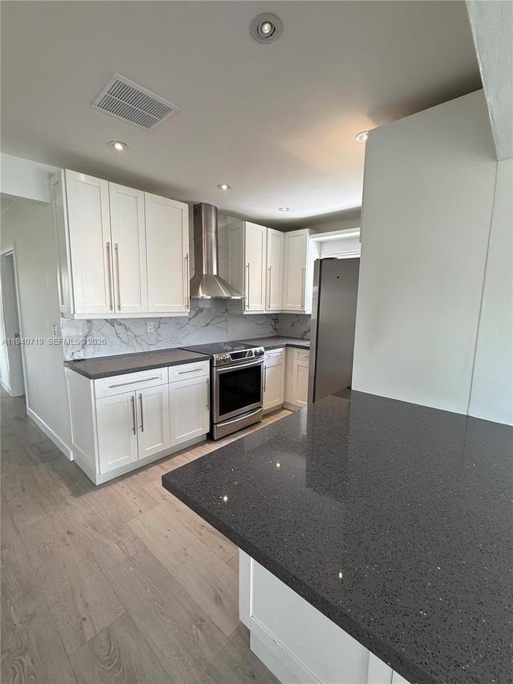 7415 Normandy St #0 - Photo 7 of 19